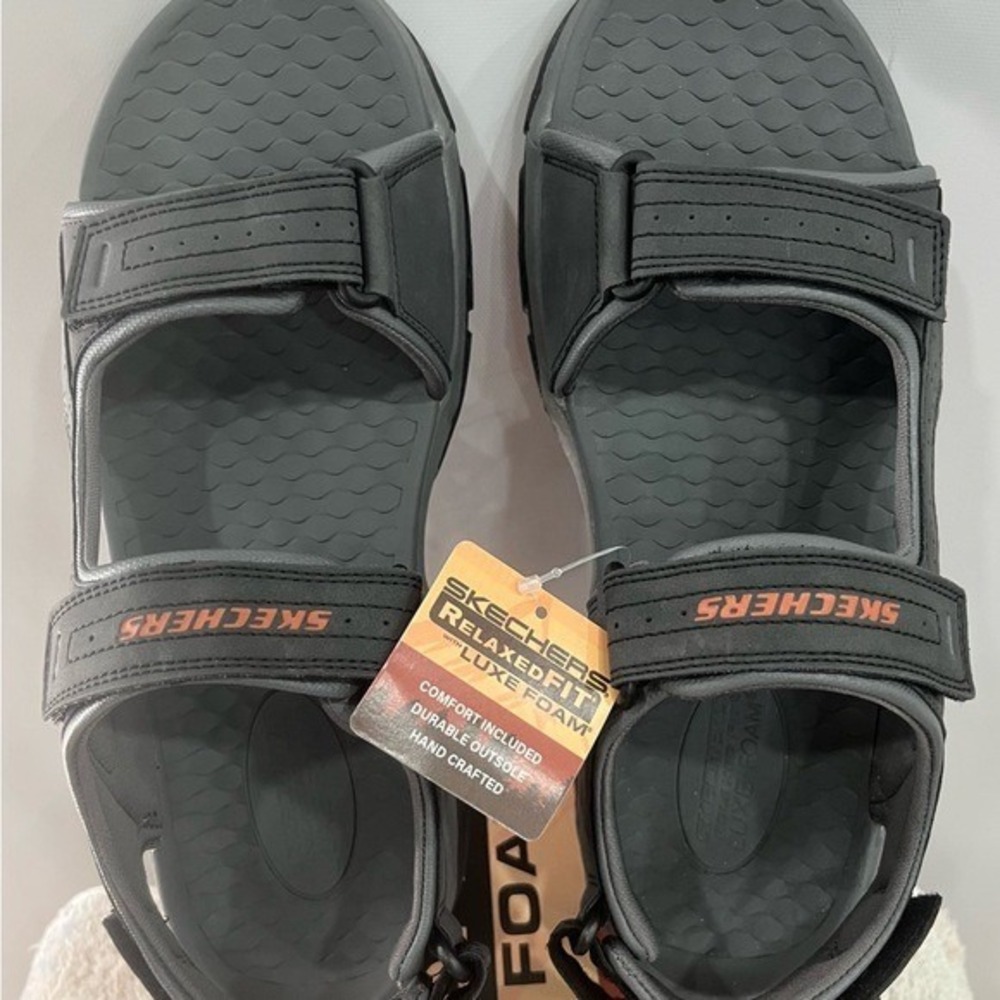 Skechers Tresmen Garo Men's Sandals Size 11 Black Relaxed Fit Luxe Foam New